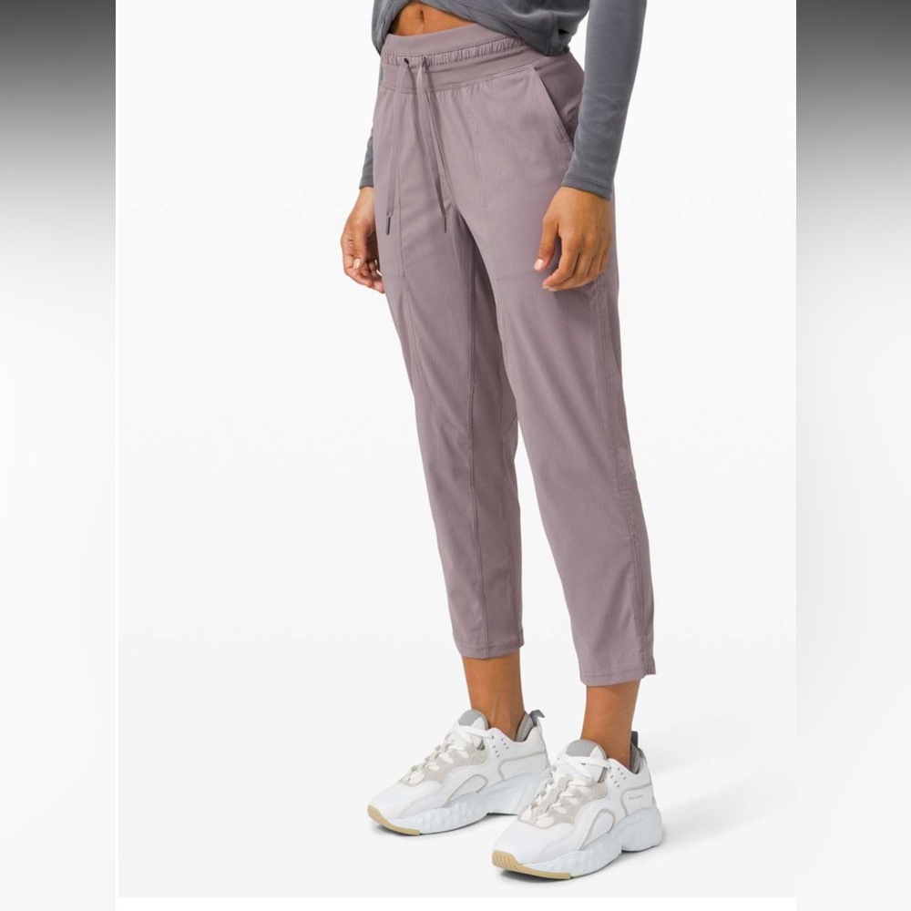 Lululemon Dance Studio Crop *25" in Lunar Rock (dusty lavender)